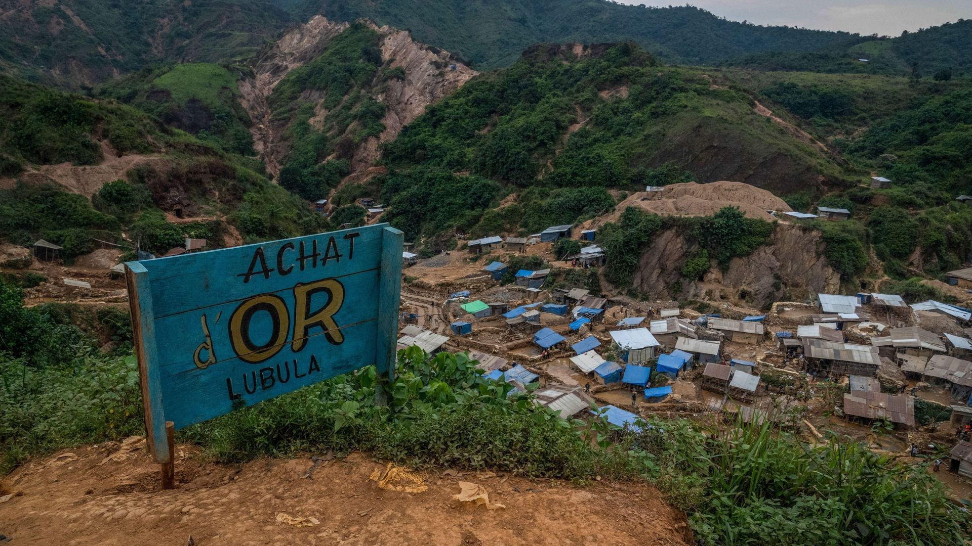 RDC : L'exploitation aurifère illégale dévaste 250 km de rivières, un défi de gouvernance majeur pour le secteur